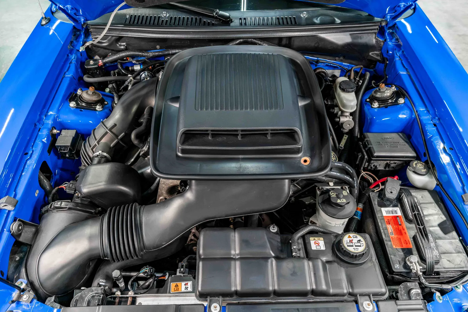 2003-Ford-Mustang-Azure Blue-1FAFP42R53F345198-42.jpg